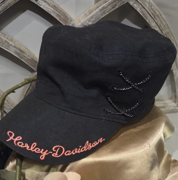 Biker Babe Energy 🏍️ Harley-Davidson Black Cadet Cap Lace Up Chain Detail - Picture 3 of 10